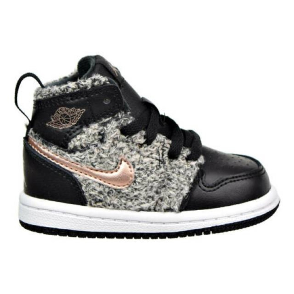 ❣️ SOLD ❣️ Nike Air Jordan High Top Sneaker